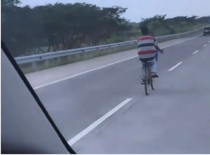 Viral Pesepeda Masuk Jalan Tol Cipali