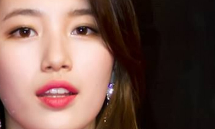 Momen Lawas Suzy Di Acara Penghargaan Kembali Disorot, Pose Tak Biasa Bikin Netizen Ngakak!