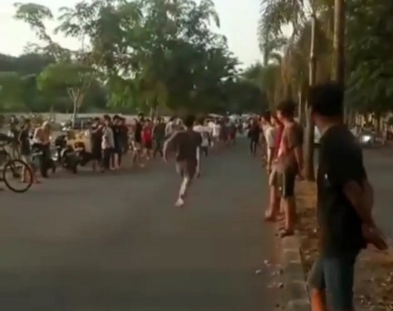 Viral Balap Lari Tutup Jalan di Bekasi