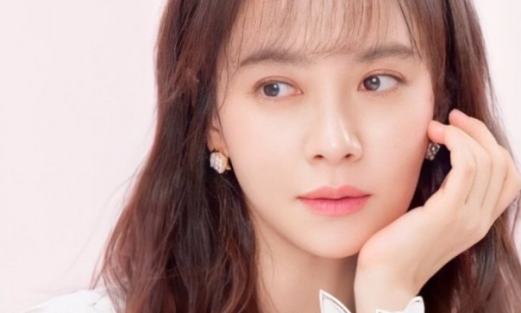 Busana & Make Up Song Ji Hyo Di Acara Resmi Banjir Kritik, Netizen: Bajunya Seperti Coklat Mint!