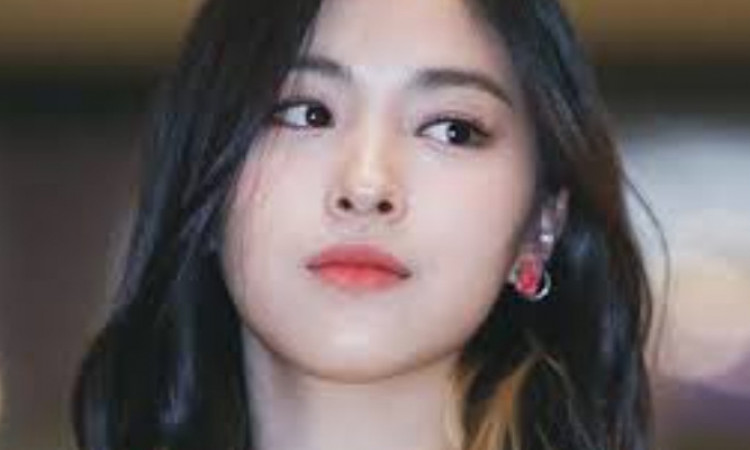 Foto Pre-debut Ryujin ITZY Pakai Seragam SMA Indonesia, Netizen Korea Heboh!