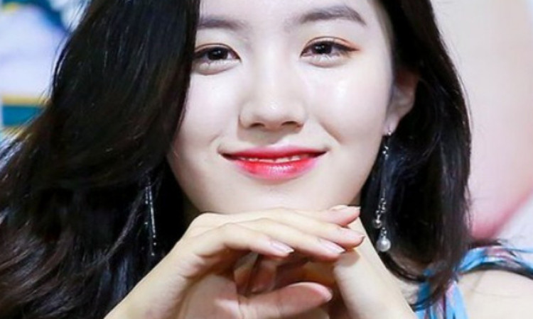 Netizen Geram Xiyeon Eks PRISTIN Diteror Sasaeng Fans Yang Terus-Menerus Ingin Melamarnya!