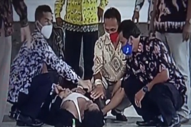 Anggota DPRD Pacitan Pingsan dan Meninggal Usai Pidato, Videonya Viral