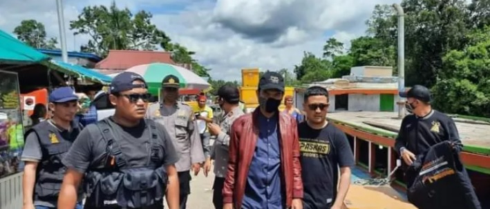 Sederet Fakta Viral Foto Ustadz Abdul Somad Ditangkap Polisi