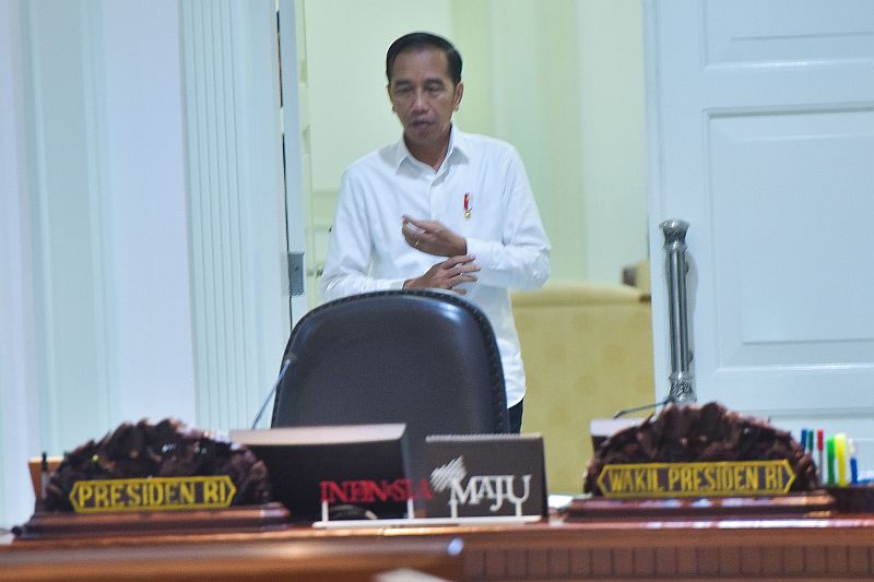 Jokowi Gratiskan Vaksin Covid-19, Netizen: Mas Kaesang Hebat