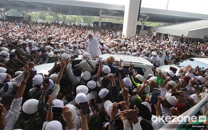 Mahfud MD Pernah Izinkan HRS Pulang, Netizen: Kenapa Habib Rizieq yang Disalahkan?