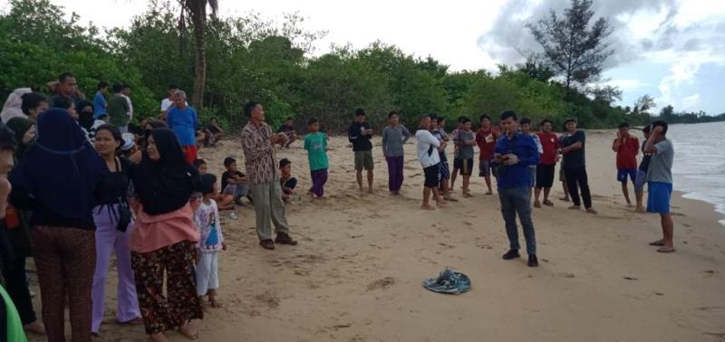 Warga Dihebohkan Penemuan Mayat Bayi di Tepi Pantai