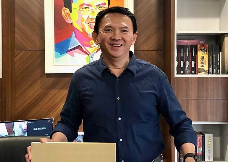 Ahok Ucapkan Selamat Tahun Baru 2021, Netizen Minta Loker Pertamina