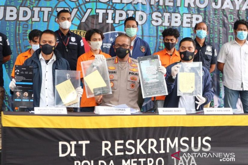 3 Pemalsu Tes Swab PCR yang Viral Akhirnya Ditangkap Polisi