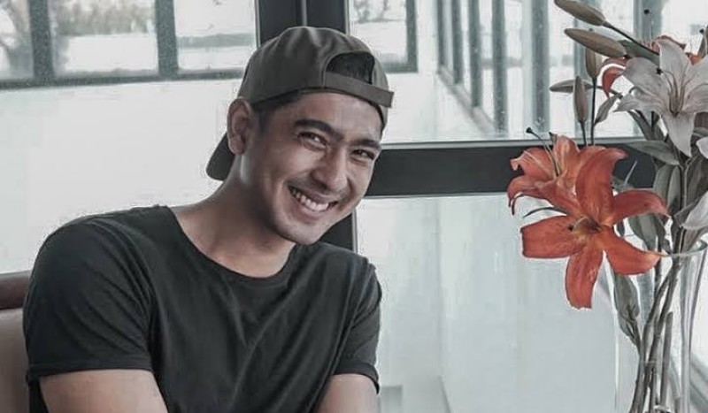 Arya Saloka Tulis Puisi Romantis, Netizen: Kode Keras Nih