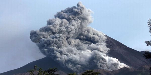 Gunung Merapi Meletus, Kalimat Merapi Tak Pernah Ingkar Janji Viral di Medsos