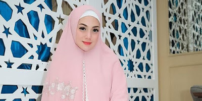 Rumah Tangga Dikabarkan Retak! Stefan William Marah Karena Celine Evangelista Mengenakan Hijab?