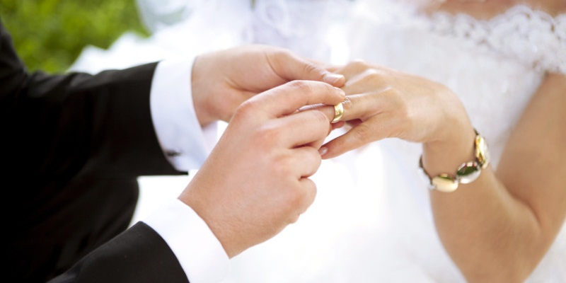 Heboh! Wedding Organizer Ini Promosikan Kawin Siri dan Poligami