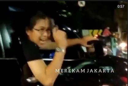 Viral Pengendara Mobil Bawa Senpi, Warganet Pertanyakan Mudahnya Masyarakat Miliki Senjata