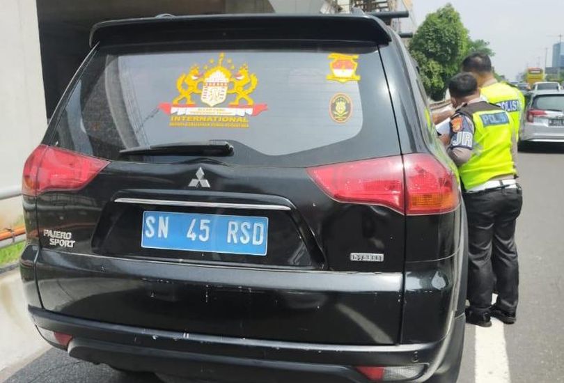 Heboh Sopir Mobil Mengaku Warga 'Negara Sunda Nusantara', Ini Kata Polisi