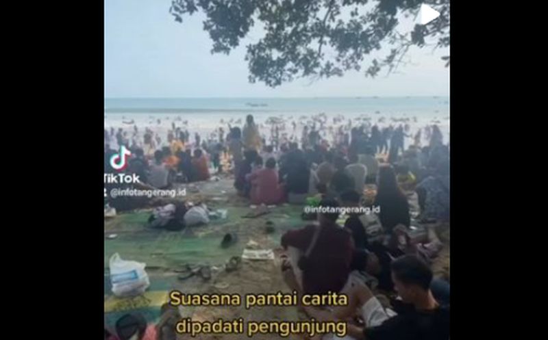 Heboh Pantai Carita Dipadati Wisatawan, Instruksi Wahidin Diabaikan?