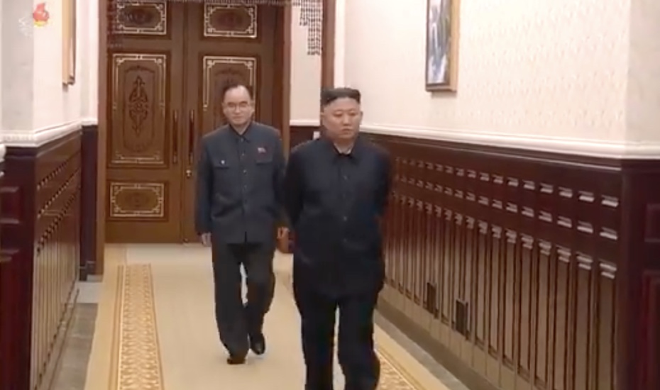 Viral Video Kim Jong-un Tampil ke Publik Setelah Sebulan Menghilang, Disambut Tepuk Tangan Kencang