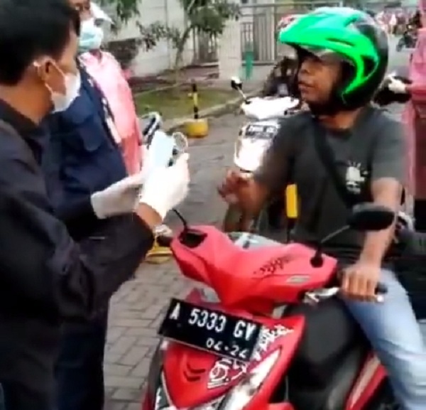 Hidup Mati Saya Allah yang Tahu!, Video Pria Tolak Pakai Masker Jadi Viral