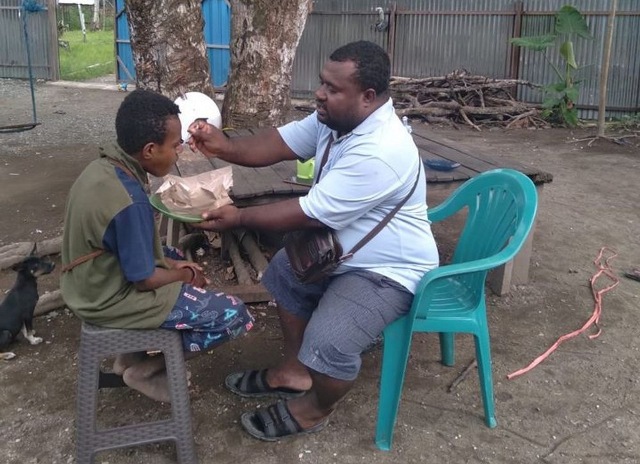 Viral Tukang Ojek Bangun Panti Rehabilitasi Anak-Anak Pecandu Lem dan Narkoba