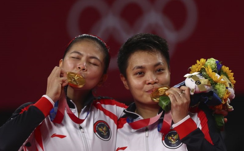 Ungkapan Syukur Netizen Saksikan Greysia Polii/Apriyani Raih Emas di Olimpiade Tokyo 2020