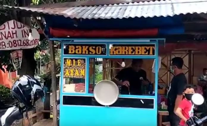 Viral, Pedagang Bakso Pinggir Jalan Dimintai Pajak Rp6 Juta