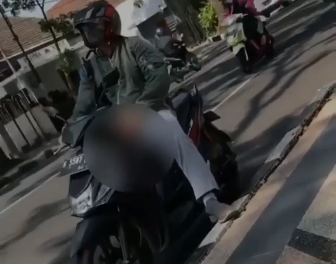 Heboh! Pria Pamer Kemaluan di Malang Terekam Warga, Polisi Cari Pelaku