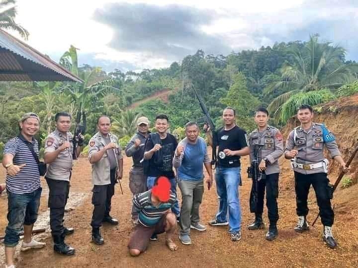 Viral! Gadis Ini Minta Tolong Polisi Tangkap Ayahnya, Menderita Tiap Hari Diperkosa