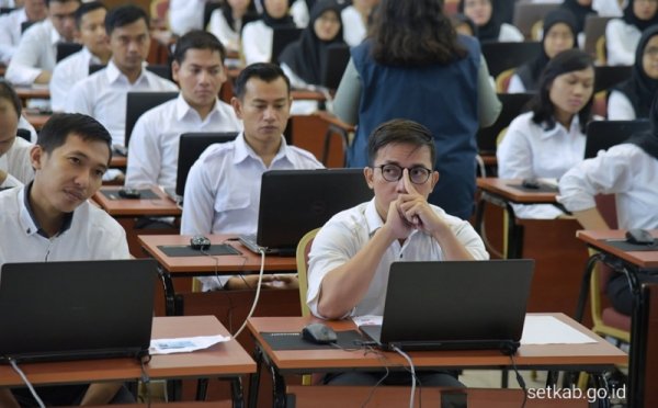 Heboh Anak Nia Daniaty Diduga Tipu Penerimaan CPNS, Ini Lho Ciri-cirinya