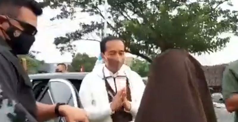 Viral Video Jokowi Sapa Warga di Papua, Netizen Sindir Natalius Pigai