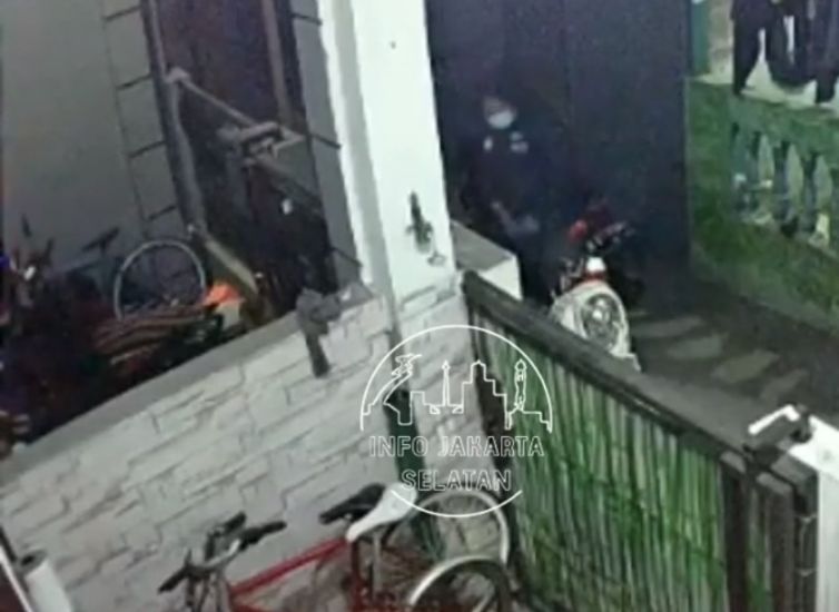 Viral Pria Terekam Marturbasi di Jok Motor Korban, Polisi Cek TKP