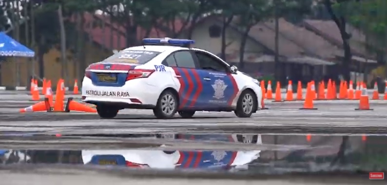 Viral Polantas Pacaran Pakai Mobil PJR, Ini Reaksi Keras Jenderal Polisi