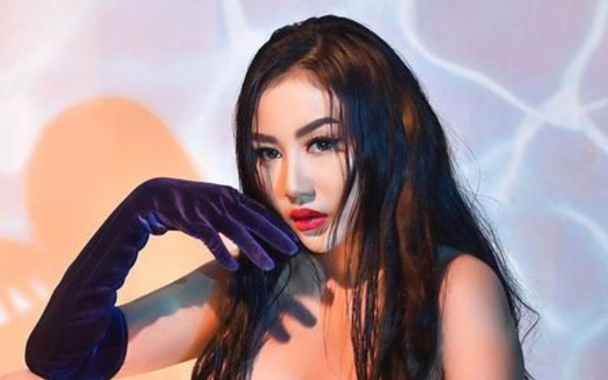 Tampilan Hot Pamela Safitri Jalani Pemotretan, Netizen: Karetnya Pasti Dua