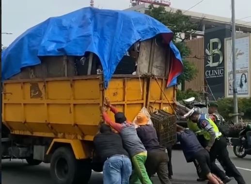 Heboh Truk Sampah Sempat Mogok di Margonda hingga Bikin Macet, DLHK Depok Buka Suara